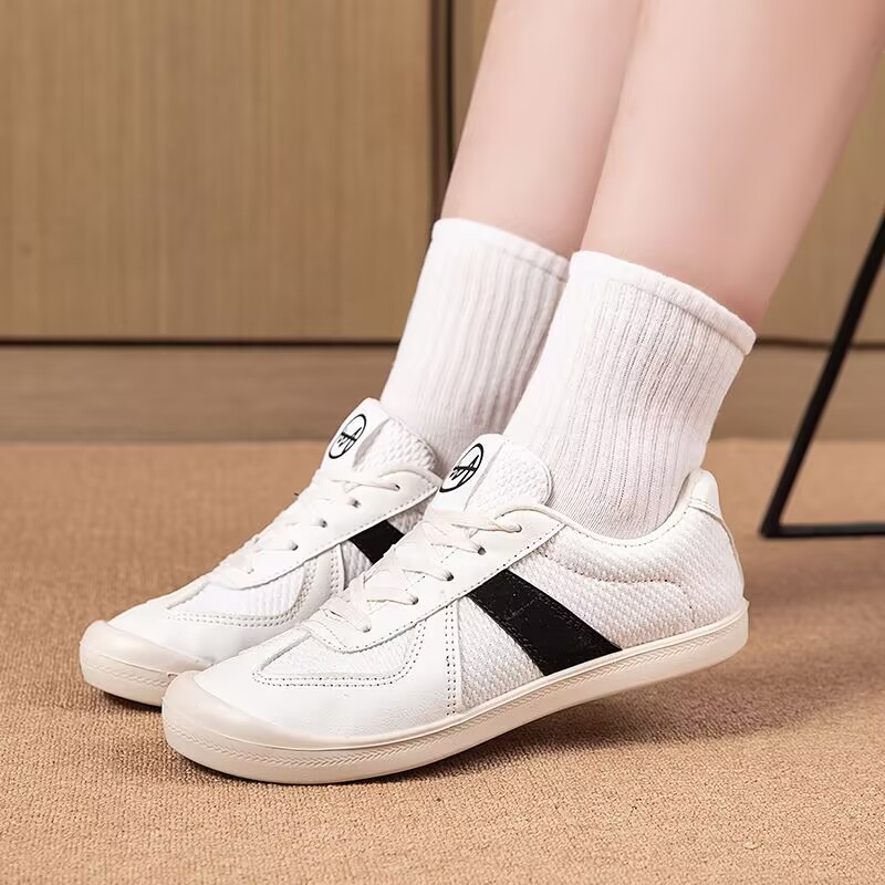 Sepatu Olahraga Wanita Mewah K - Outdoor Sports Shoes ulasan dan harga