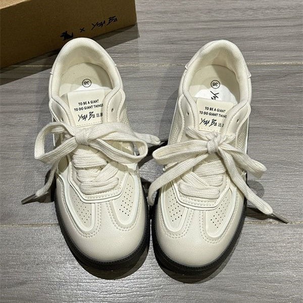 Sepatu Putih Bersirkulasi Modi - Outdoor Sports Shoes ulasan dan harga